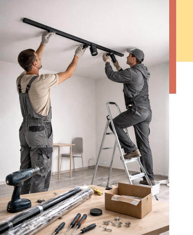 Установка трековых светильников в натяжной потолок в Дагестанских Огнях от 4336 руб. | ОТДЕЛОЧНИК-Дгс